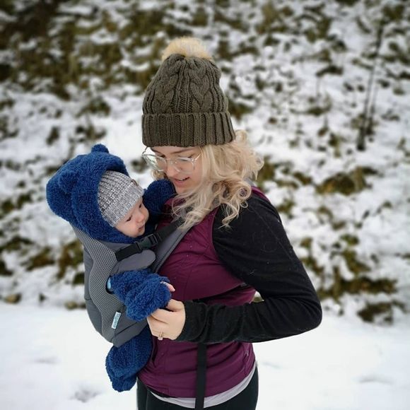 Meet your Posher, Kayla - Picture 2 of 2